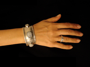 ���C���{�[���[���X�g�[���E�o���O���i�V���o�[�j